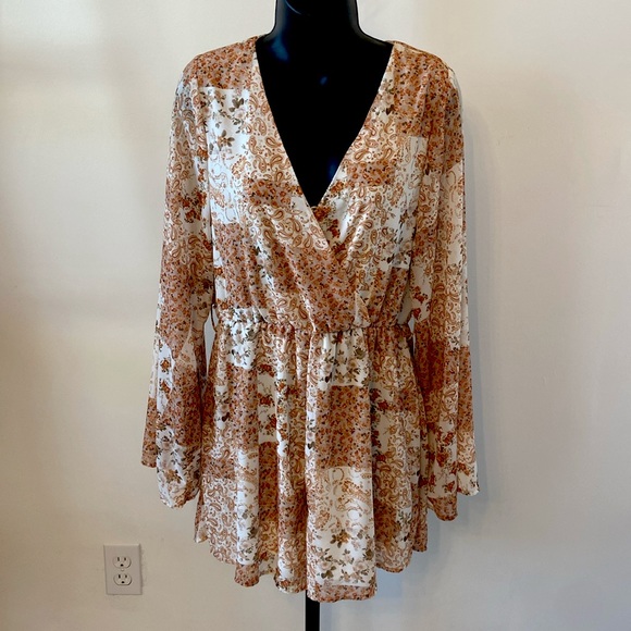 Pink Lily Romper Dressy Cream Green Rust Floral Paisley Print Medium - Picture 1 of 9